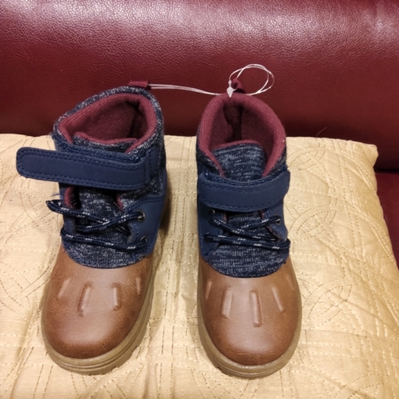 NWOT Carter's Duck Boots Size Toddler 8 - Picture 4 of 6